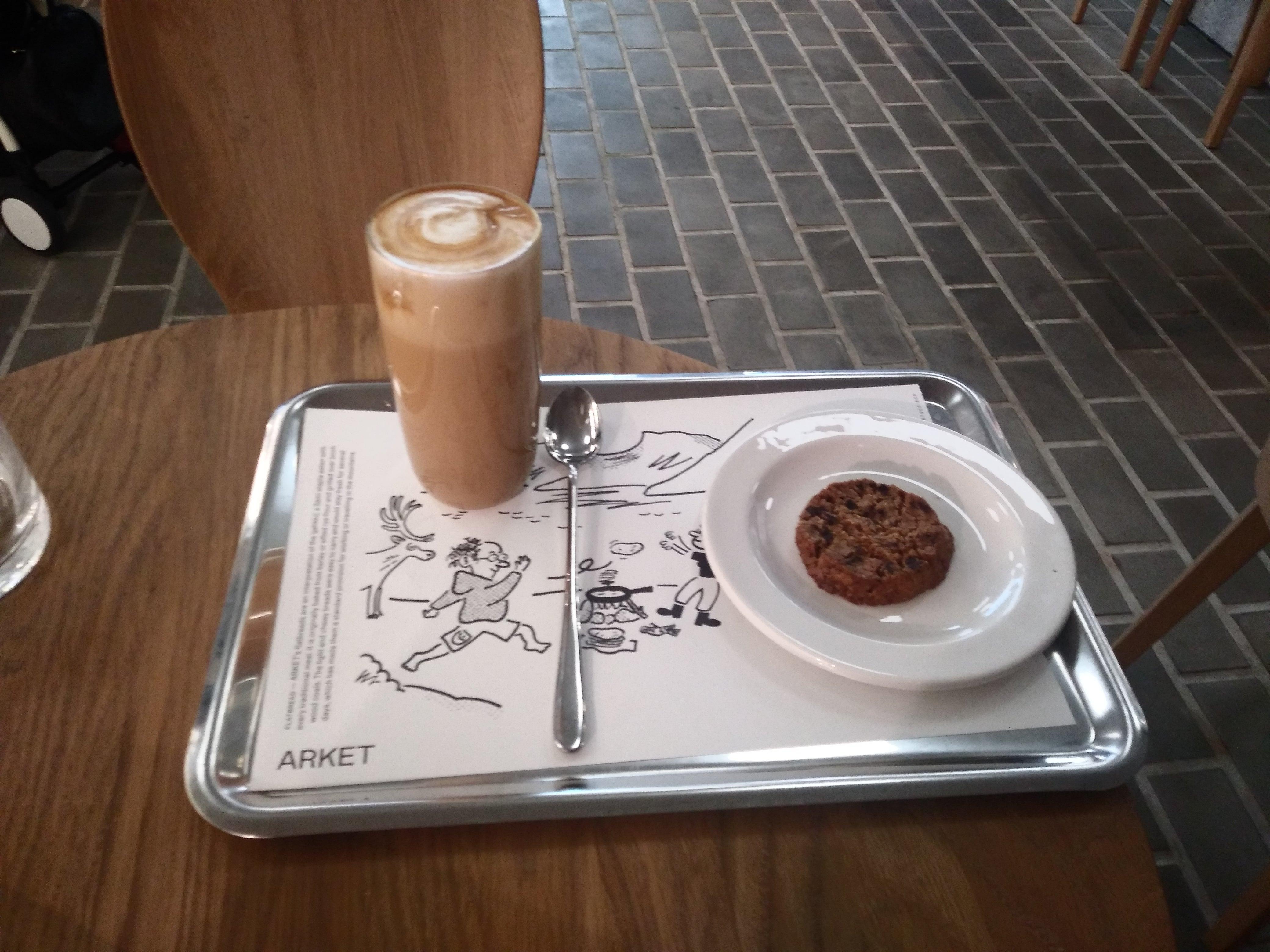 Arket - interesting concept store, but lacking in details